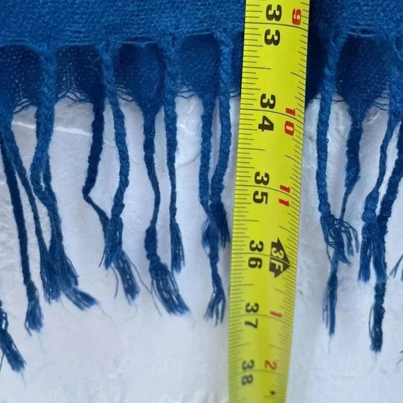 Unbranded Womens Embroidered Flower Scarf Multicolor Sz 29"x33" - Picture 3 of 14